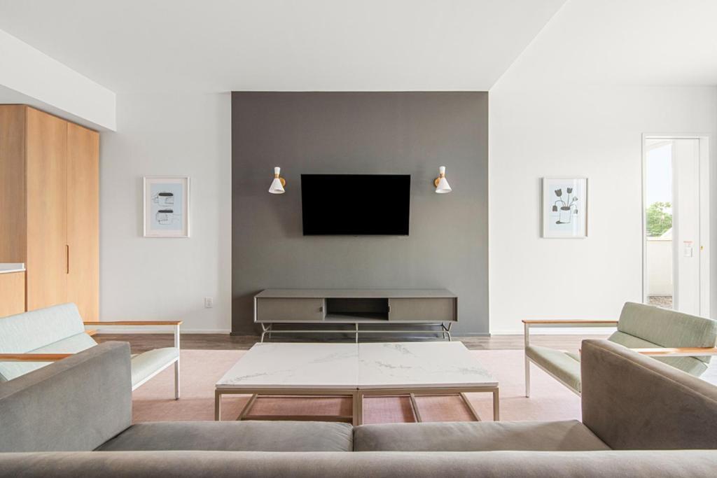 The Doyle Hotel シャーロッツビル エクステリア 写真