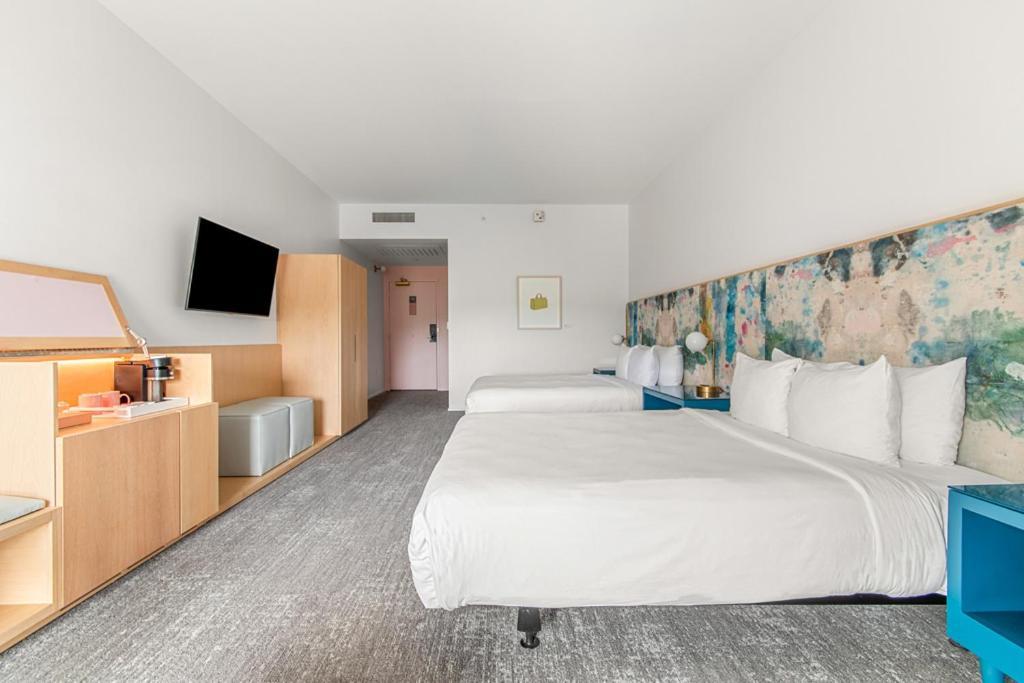 The Doyle Hotel シャーロッツビル エクステリア 写真