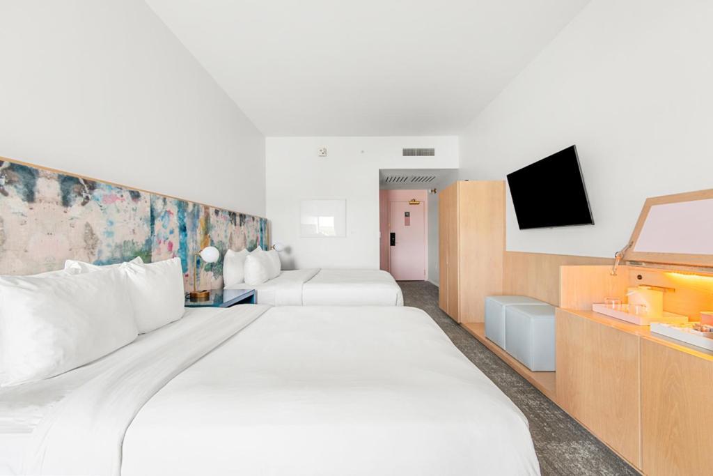 The Doyle Hotel シャーロッツビル エクステリア 写真